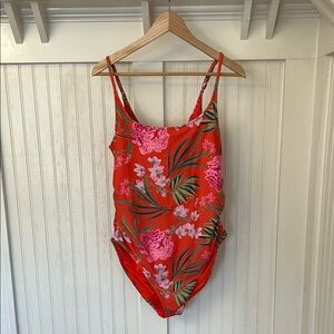 Floral maternity swimsuit